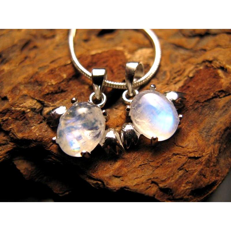 激安宣言 3A ブルームーンストーン エンジェル ペンダントトップ 縦約8.5mm-10mm 1個売り 天使トップ シルバー925 インド産 geki-tensiA17 pe-s | ブランド登録なし