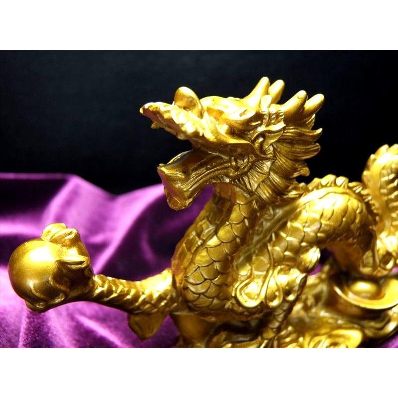 M 迫力満点 金龍モチーフ 玉持ち龍神(ドラゴン)置物 高さ約85mm 全長約150mm ディスプレイに Mサイズ パワーストーン | ブランド登録なし | 02