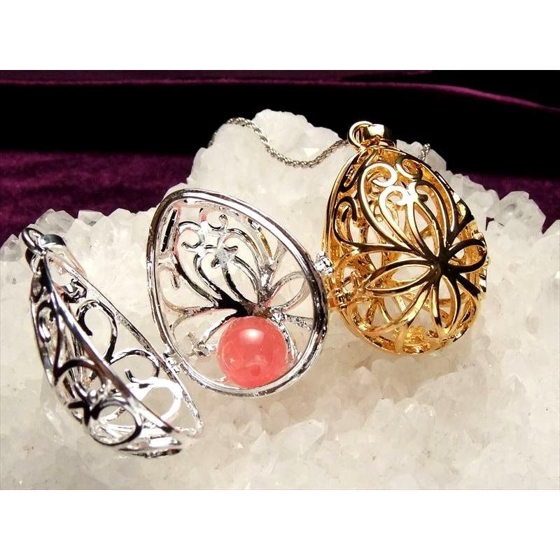 入れ替え可能 アラベスク模様 花唐草模様 ケージ型 ストーン入れ替えペンダント 約16mmまでの天然石が入ります 上品
