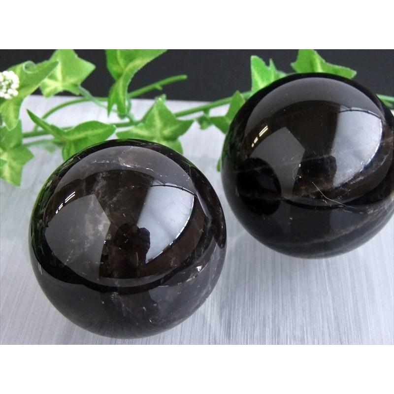 3A 黒水晶 モリオン 丸玉 置物 1個売り 直径約50mm-52mm 大人気 モリオンスフィア 魔除け 厄除けの黒い水晶 チベット産 パワーストーン 天然石 | ブランド登録なし | 01