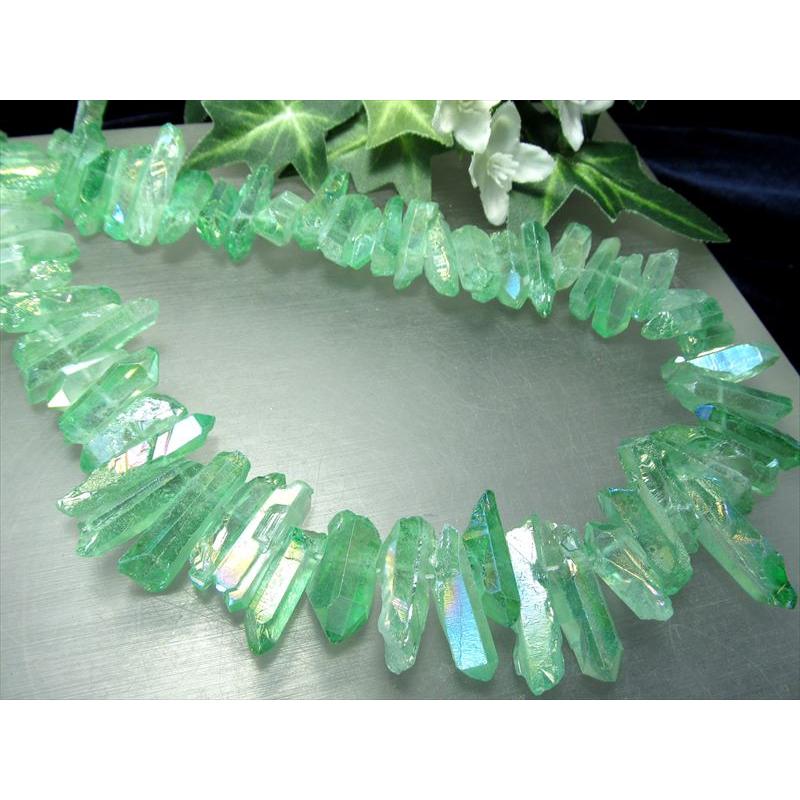 縦約10-40mm グリーンオーラ ナチュラルポイント連 フロストタイプ 一連約38-40cm ライムグリーン染色 透明感抜群 天然水晶 ナチュラルポイント連 クレオ穴 | ブランド登録なし | 04