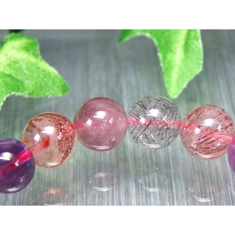 店頭展示中 バイヤー自ら撮影 4A+ スーパーセブン ブレスレット 9.5mm-10mm×20珠 最強ブレス 7種類の石の要素が共鳴するパワーストーンの画像