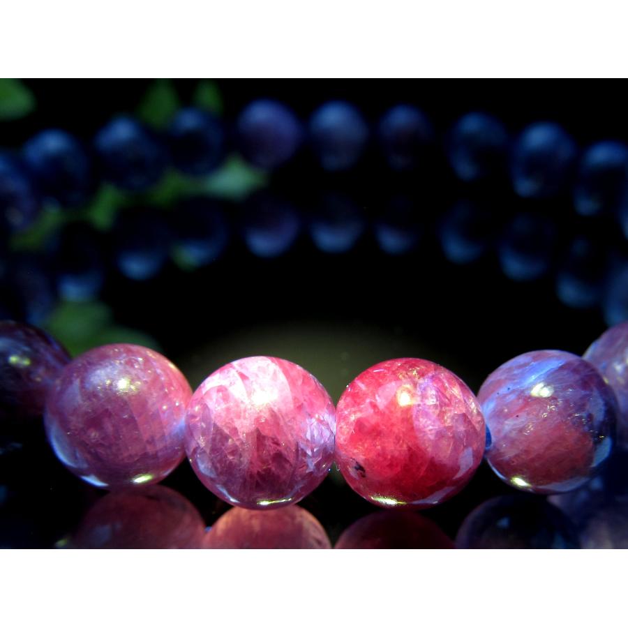 超希少石/最強品質】カラーチェンジガーネット＊約2mm＊天然石