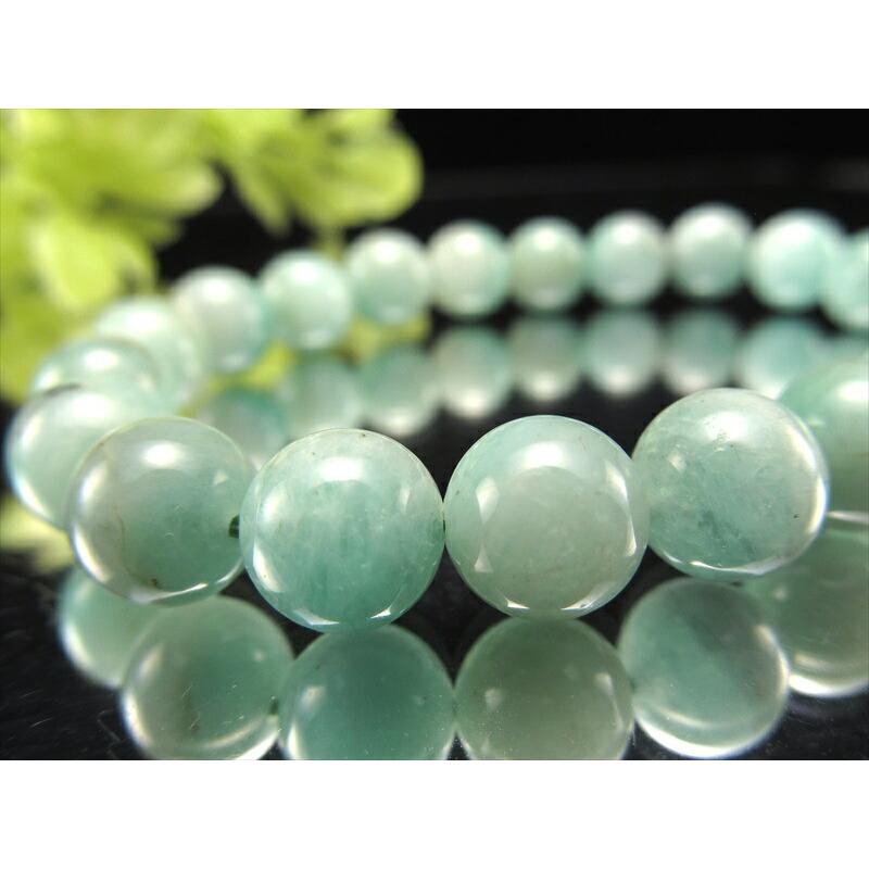 ☆トップグレードエメラルド 6ミリ珠 ブレスレット①(SA+)