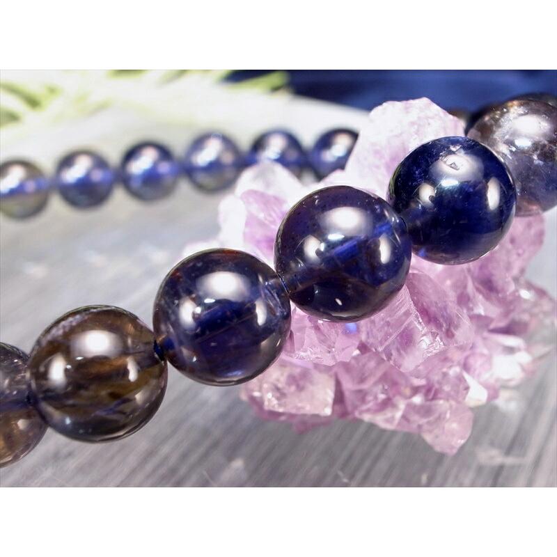 ブレスレット アイオライト 神秘的カラーチェンジ コーディエライト/菫青石 きんせい石 8.5mm-9mm×22珠 夢や目標へ導く石 一点物 スリランカ産の画像