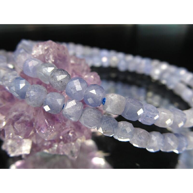 タンザナイト キューブカット ブレスレット 幅約4mm-4.5mm 合わせやすいシンプルデザイン 12月の誕生石 意識を高次元に高め、成功に導いてくれる石 | ブランド登録なし