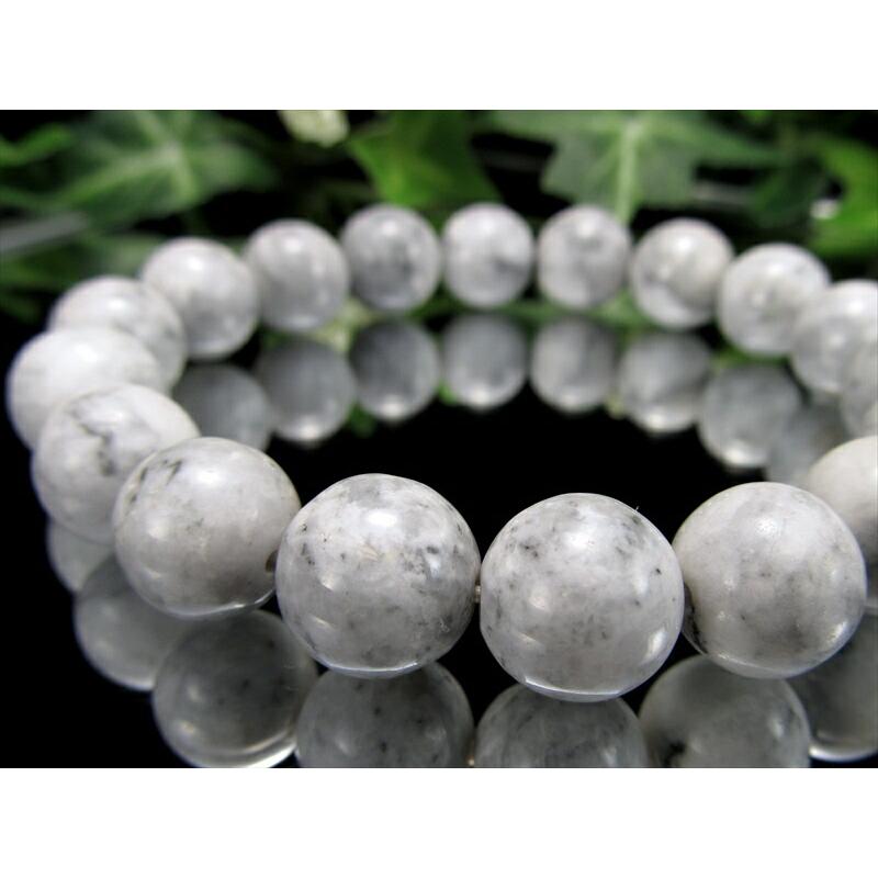 世界最古の翡翠 糸魚川翡翠 糸魚川翡翠 ブレスレット 桐箱付 11.5mm-12mm×18珠 日本の国石 翡翠 成功と繁栄の象徴 5月の誕生石 糸魚川 翡翠 ひすい ヒスイの画像