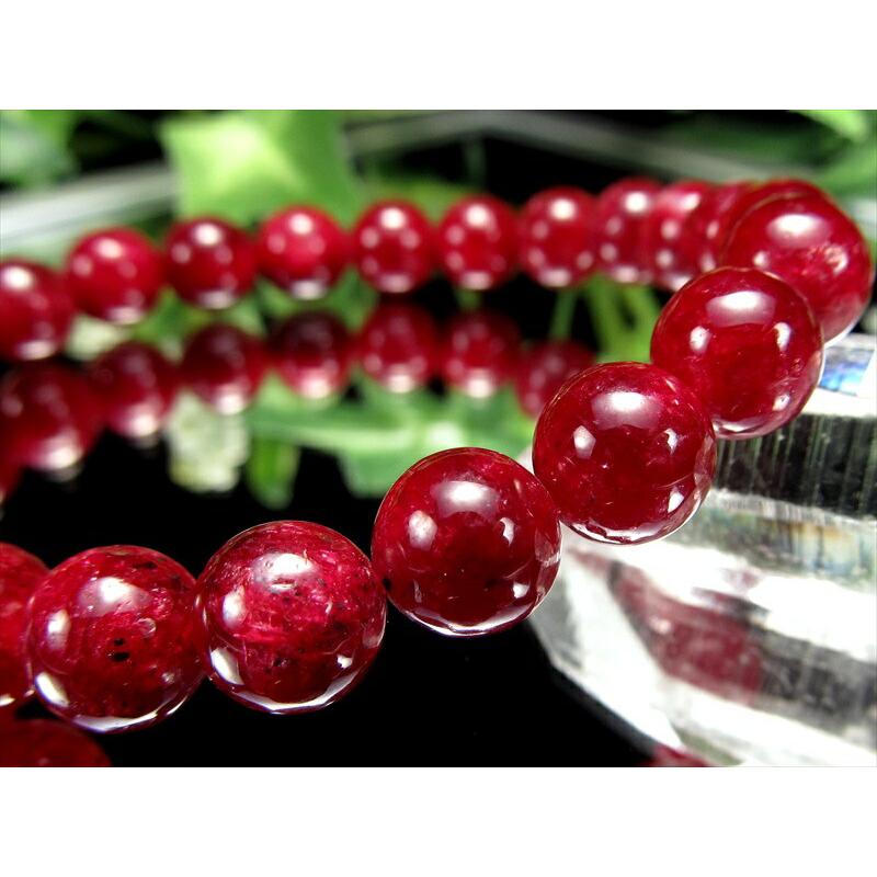 コスパ抜群 3A アフリカンルビー 紅玉 ブレスレット 8.5mm-9mm×23珠 重厚感ある美発色 宝石の女王 愛と勝利をもたらす情熱的な石 7月の誕生石 1点物の画像
