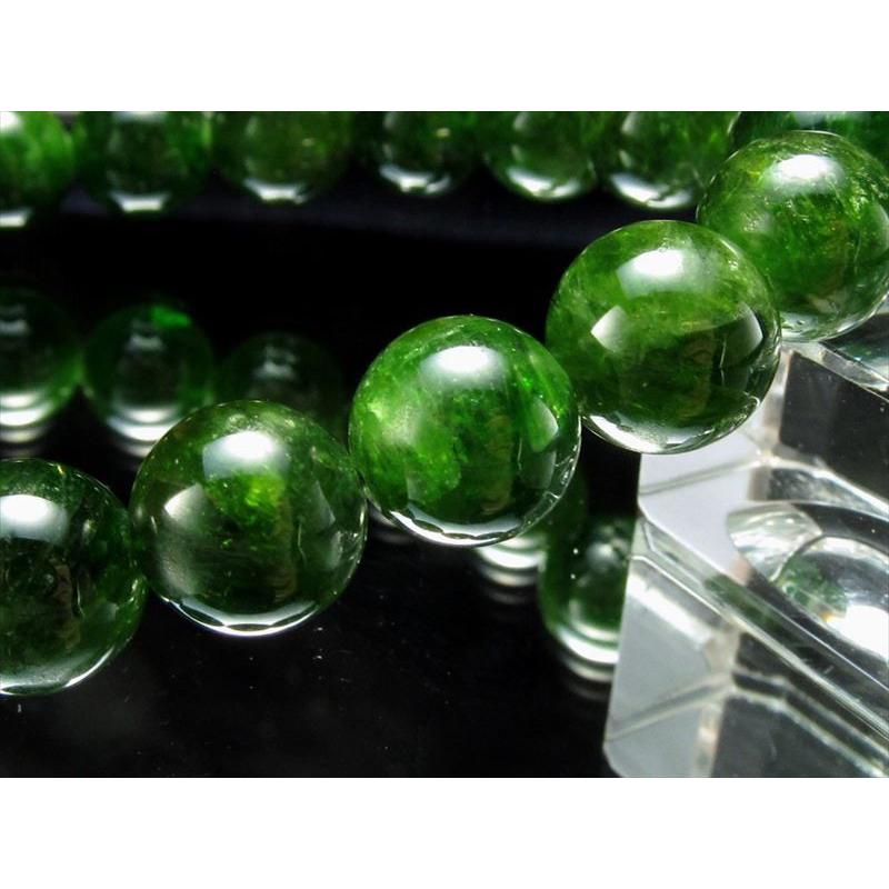 濃縮グリーンカラー クロムダイオプサイト ブレスレット 8.5mm-9mm×22