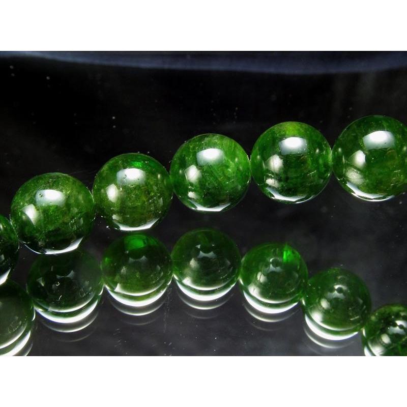 濃縮グリーンカラー クロムダイオプサイト ブレスレット 8.5mm-9mm×22