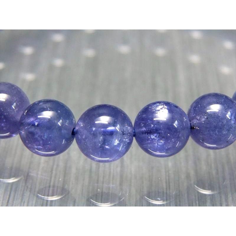 店頭展示中 5A タンザナイト ブルーゾイサイト ブレスレット 8mm-8.5mm×23珠 均一な濃色ブルーカラー 人生を良い方向へと導く石 12月の誕生石 1点物の画像