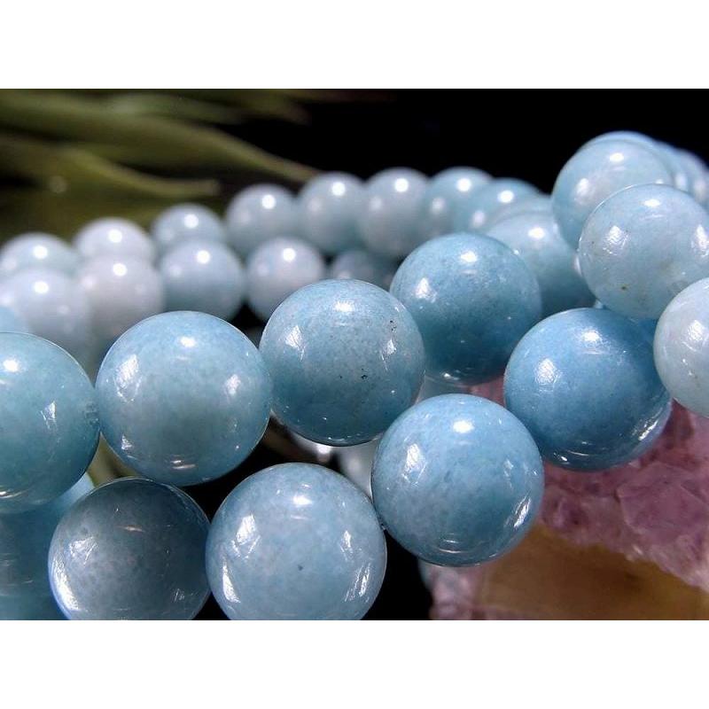 空に溶けるような癒しの青 トロレアイト（トロール石/ラズライトイン