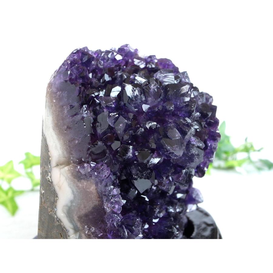アメジスト 結晶塊 木製台座付き アメジスト結晶 木製台座付き 横幅約26㎝高さ約19㎝