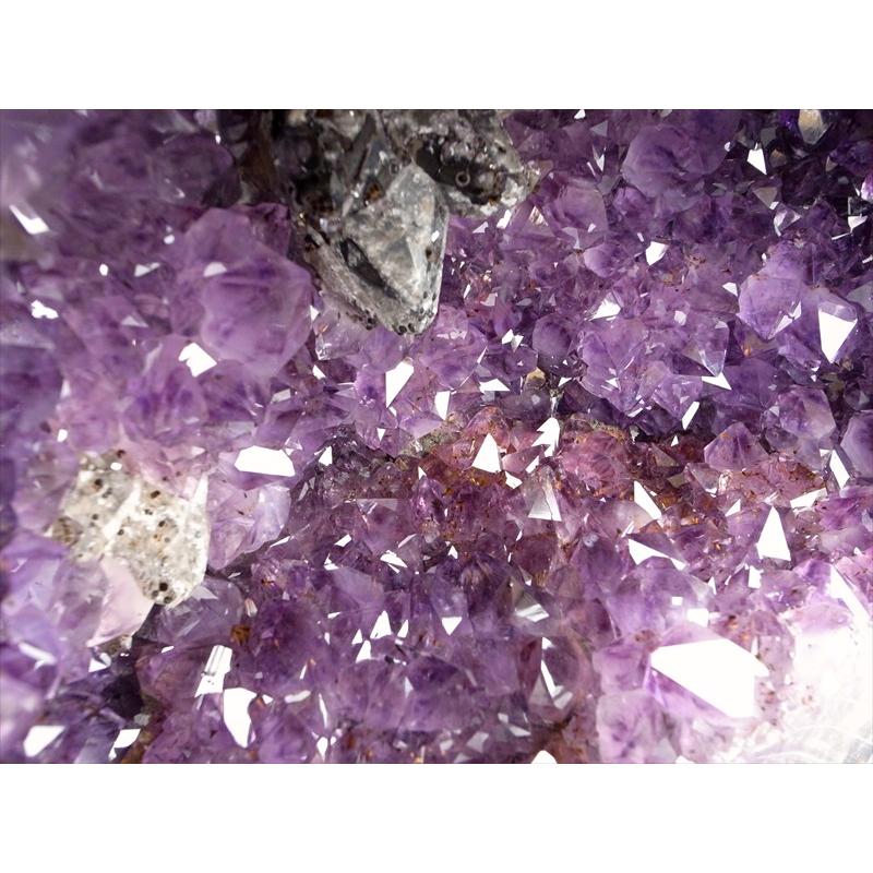 ゲーサイト有・カルサイト共生 どっしり安定型 アメジスト ドーム アメジストカペーラ 高さ 22.5cm 重さ 14.2kg 風水最強 家運や社運の上昇に 1点ものの画像