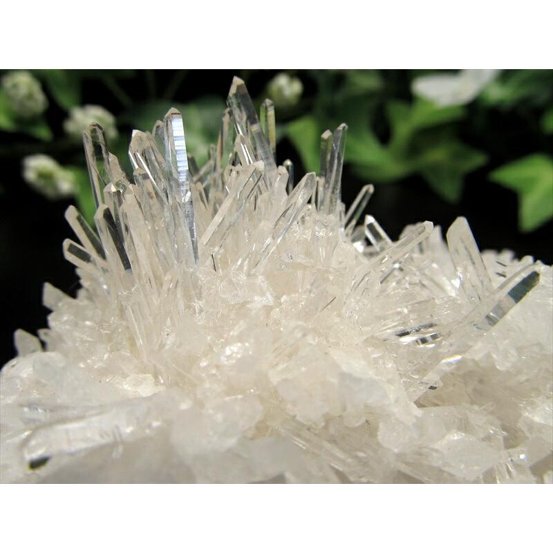 水晶クラスター　大 4A 四川省産 水晶 クラスター 最大幅93mm 重さ252g 透明 超人気針状