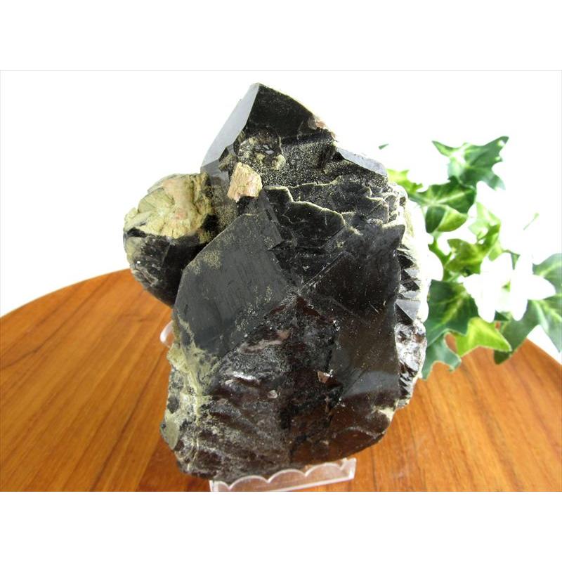 天然の黒光り 天然 黒水晶 モリオン クラスター原石 重さ510g 最大幅約