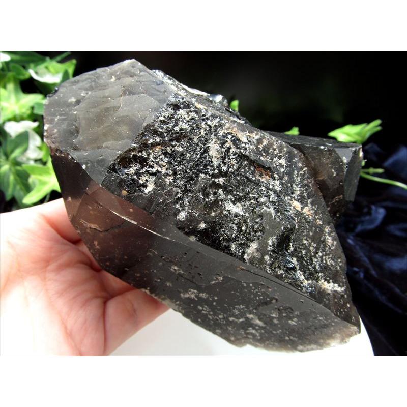 天然の黒光り 天然 黒水晶 モリオン クラスター原石 重さ754g 最