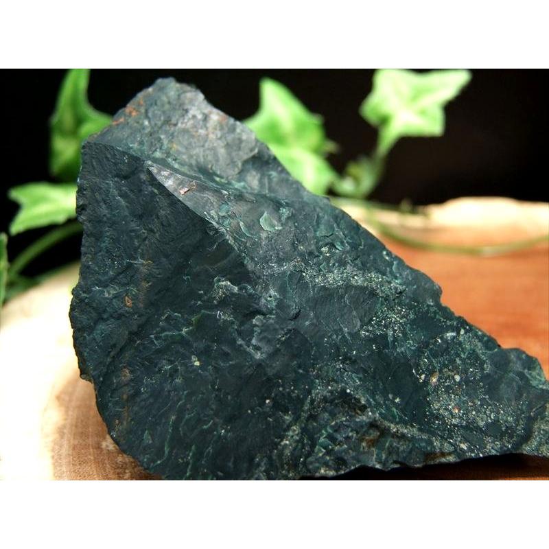 高品質 濃い緑 出雲石 碧玉 原石 深緑タイプ 89g 幅80mm 大地のパワーを感じる石 ジャスパー 碧玉 島根県 松江市 玉湯町 玉造 花仙山 産 パワーストーン_1