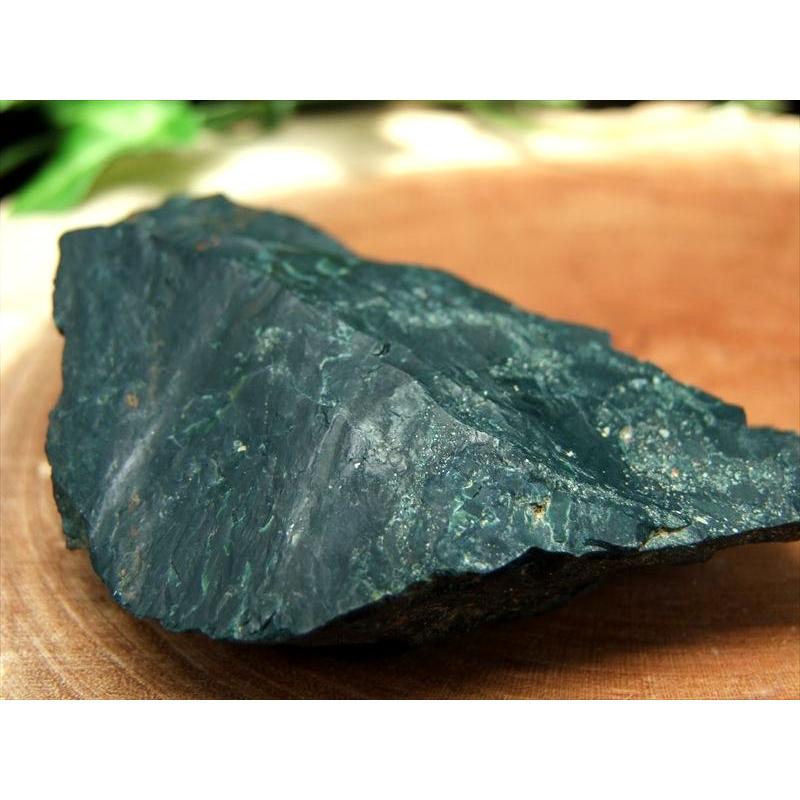 高品質 濃い緑 出雲石 碧玉 原石 深緑タイプ 89g 幅80mm 大地のパワーを感じる石 ジャスパー 碧玉 島根県 松江市 玉湯町 玉造 花仙山 産 パワーストーン_4
