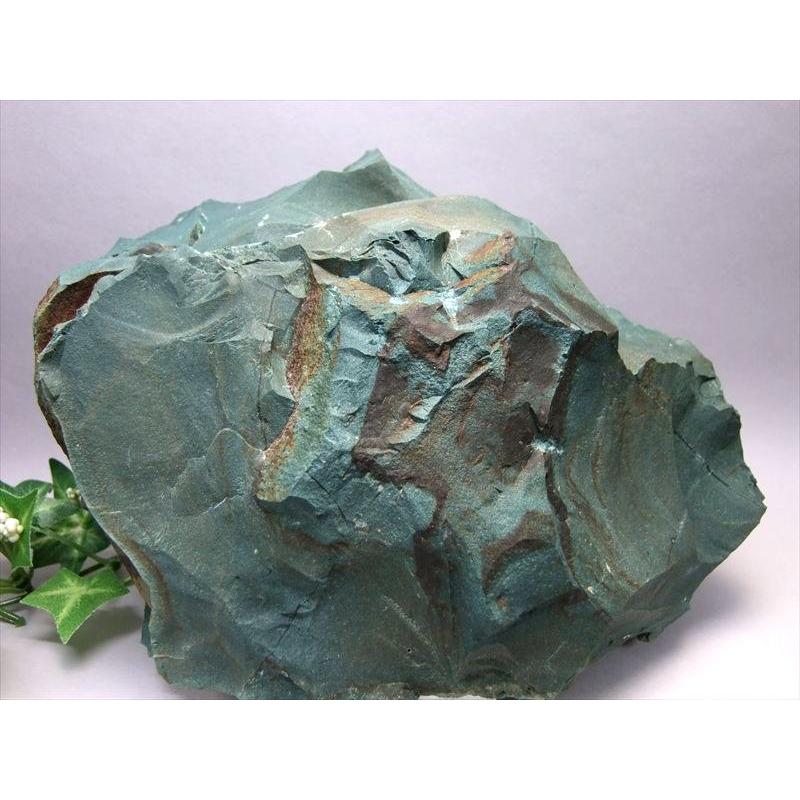 大特価 特大 出雲石 碧玉 原石 2344g 幅180mm 大地のパワーを感じる石