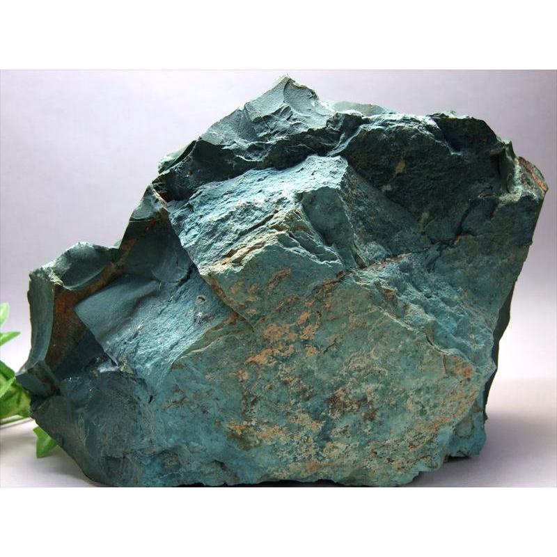 大特価 特大 出雲石 碧玉 原石 2344g 幅180mm 大地のパワーを感じる石