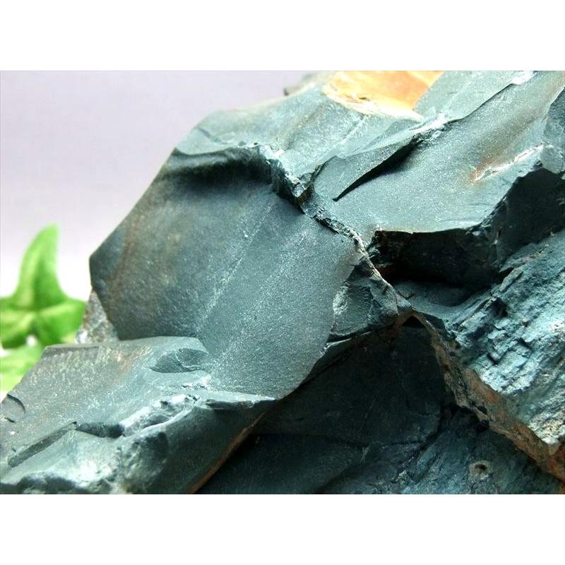 大特価 特大 出雲石 碧玉 原石 2344g 幅180mm 大地のパワーを感じる石