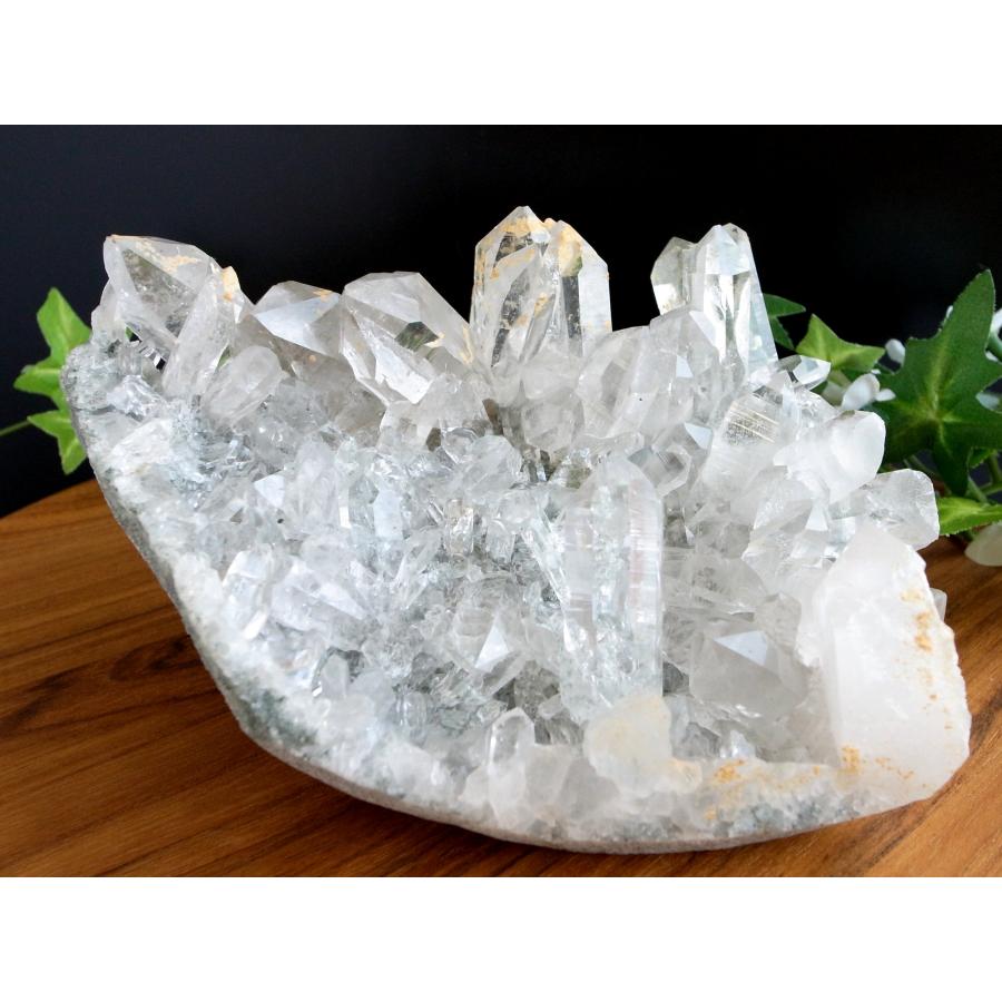 ！逸品！ヒマラヤ鉱山 湧水のような透明感！これぞマニハール水晶原石クラスター！ 逸品！ヒマラヤ鉱山 湧水のような透明感！これぞマニハール水晶原石