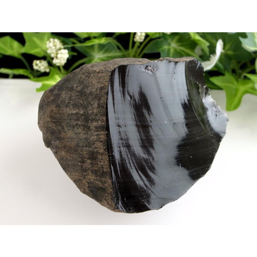 国産原石 オブシディアン(黒曜石) 原石 重さ227g パワーストーン すべての本質や未来を見通す力を持つ石 北海道常呂郡置戸町産 の商品画像