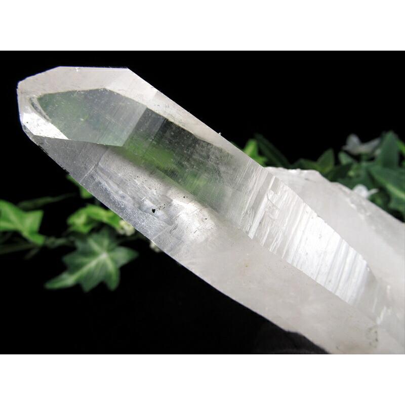 ヒマラヤの神気が宿る最高峰の水晶 ヒマラヤ産 水晶 結晶原石 専用木製