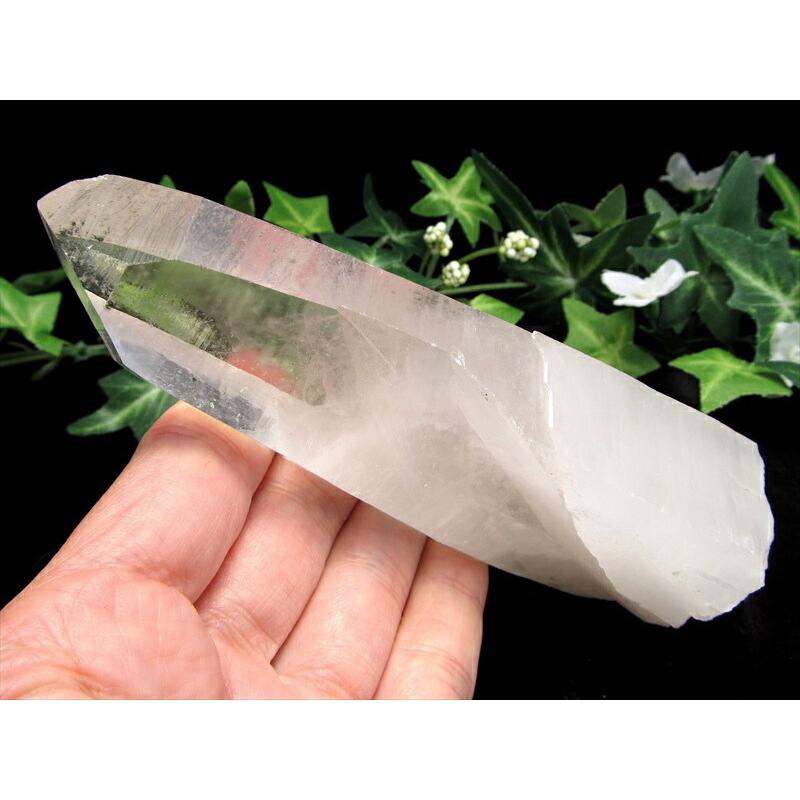 ヒマラヤの神気が宿る最高峰の水晶 ヒマラヤ産 水晶 結晶原石 専用木製