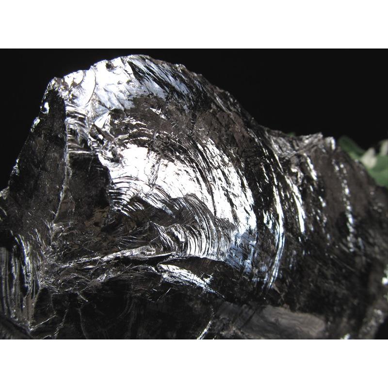 テラヘルツ鉱石 原石 最大幅172mm 重さ764g つやつや光沢 話題の 高純度 テラヘルツ 鉱石 2026年 検査機関にて検査済み 本物保証 返品保証 パワーストーンの画像