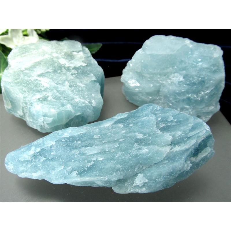 天使の石 アクアマリン ラフ原石 1個売り 重さ80g-100g 透明感のある