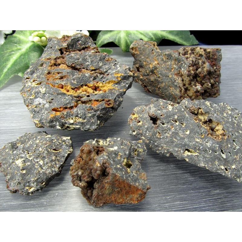 希少 国産原石 菱鉄鉱 シデライト 母岩付き 原石 1個売り 重さ約30g