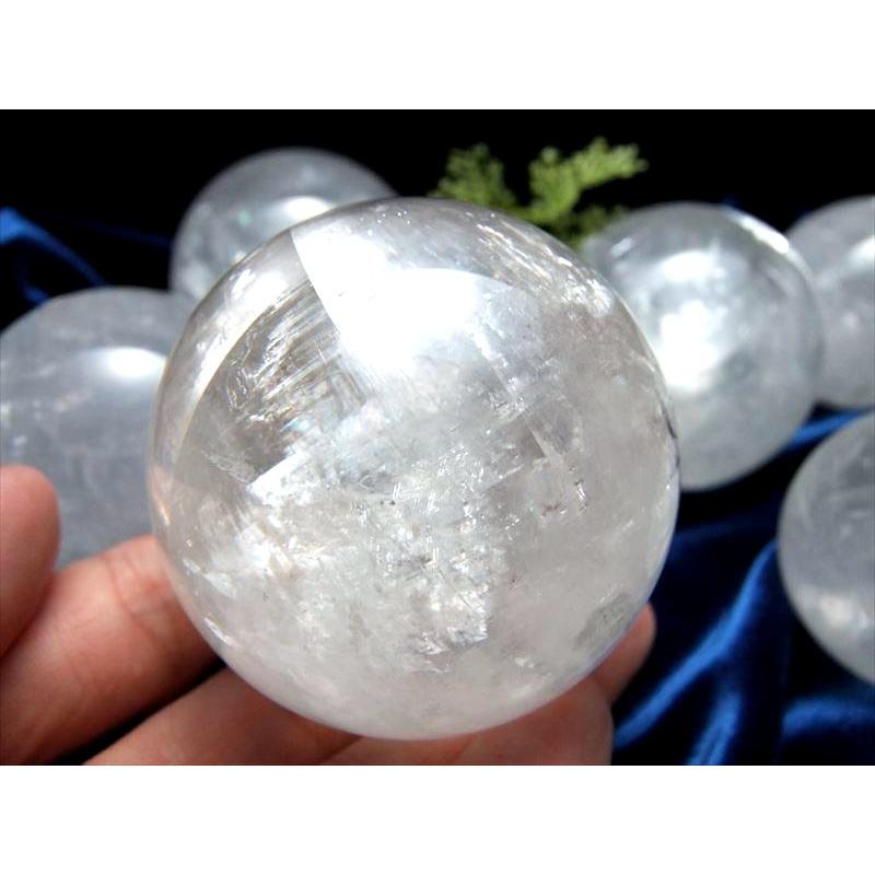 希少ホワイトカルサイトブラジル産天然石大きめポイント型