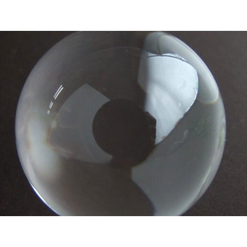 完全透明 一切の曇りなし 無垢水晶 丸玉 重さ 181g 直径50.5mm 極上の透明感 天然水晶 天然石 クリスタル台座と豪華BOX付 一点物 ブラジル産 パワーストーンの画像