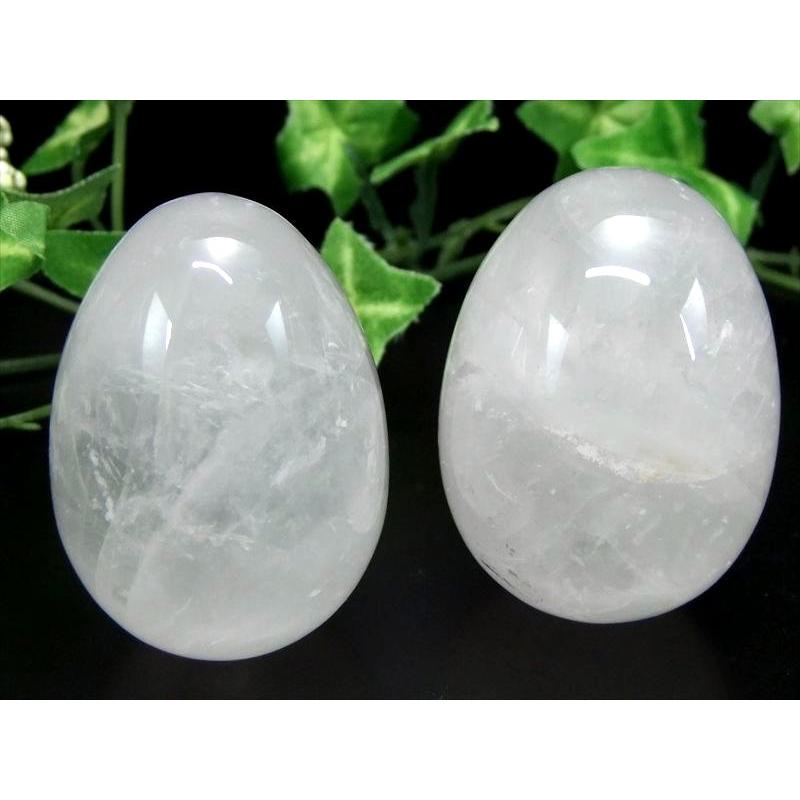 水晶 エッグ型 置物 重さ約80g-90g前後 高さ45mm-50mm前後 すべての