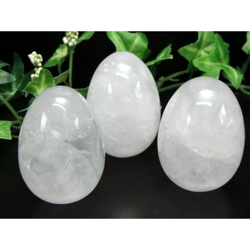 天然石カルサイト共生シュガー水晶の卵型　置物NO.012101 水晶のたまご型 天然石 【egg-007quartz】【定型外可】 置物