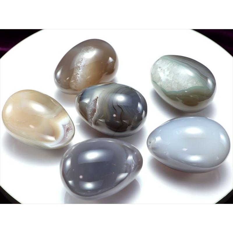 アゲートの置物 グレーとホワイトのグラデーション