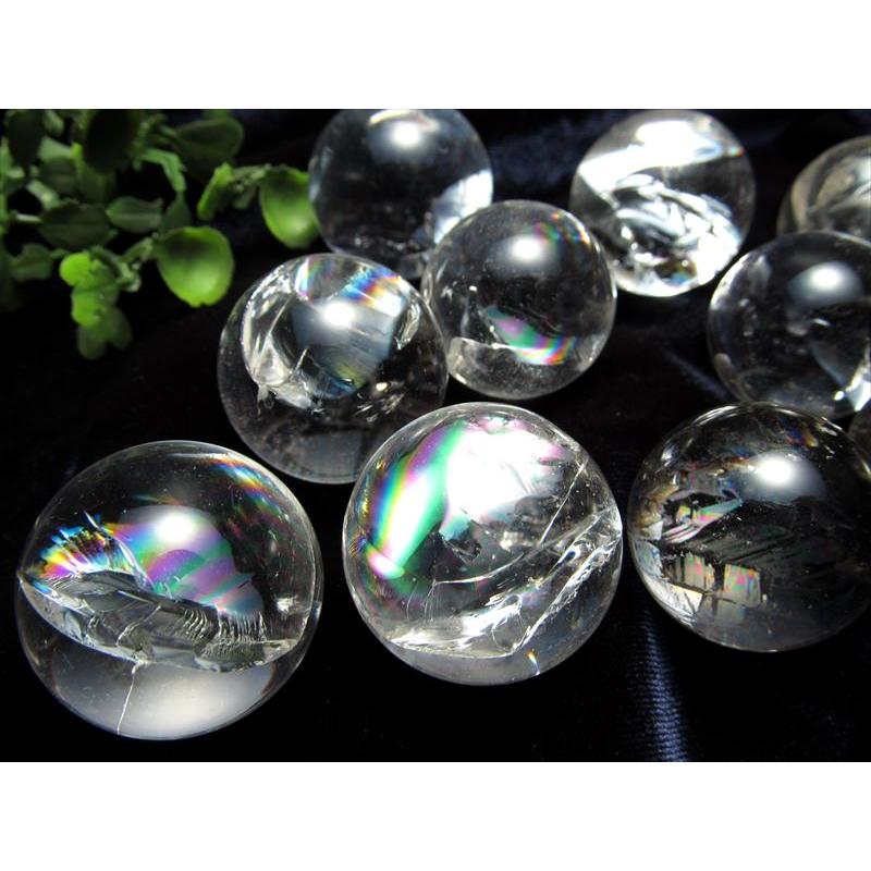 くっきり虹入り 虹入り 天然水晶 丸玉 （人工虹） 直径24mm-26mm