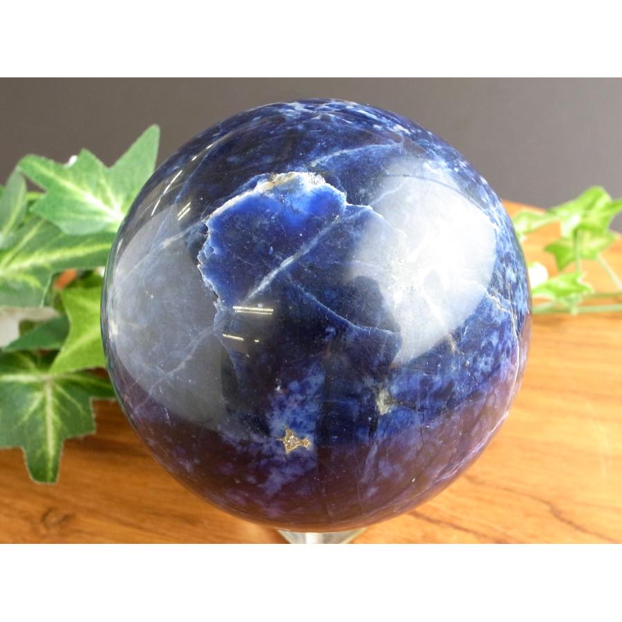 ✨綺麗な地球のよう✨癒しパワー✨ソーダライト 丸玉 天然石