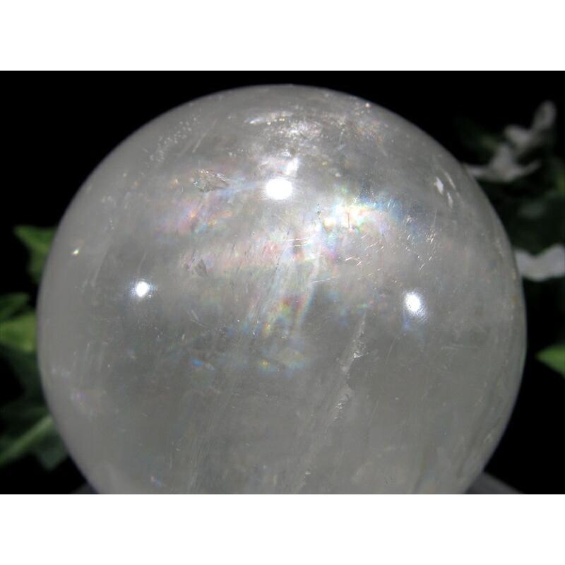 パワーストーン丸玉（大） 虹入り 4A ホワイトカルサイト 丸玉 台座付 直径72mm 重さ538g