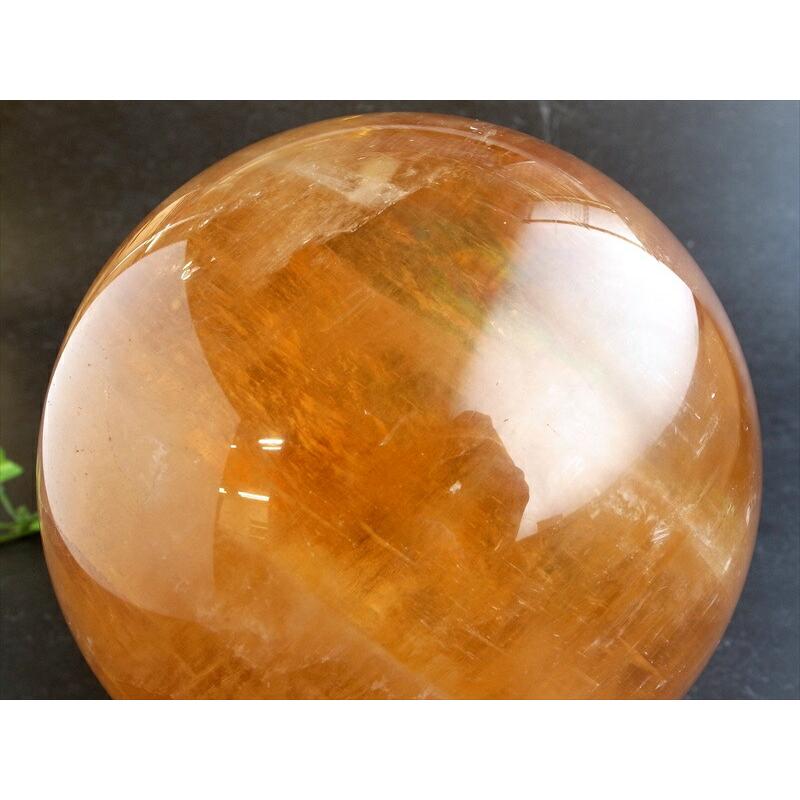 店頭展示中 特大 ディープゴールデン カルサイト 丸玉 台座付 直径約166mm 重さ6450g 繁栄と成功の象徴 丸玉置物 一点もの ...