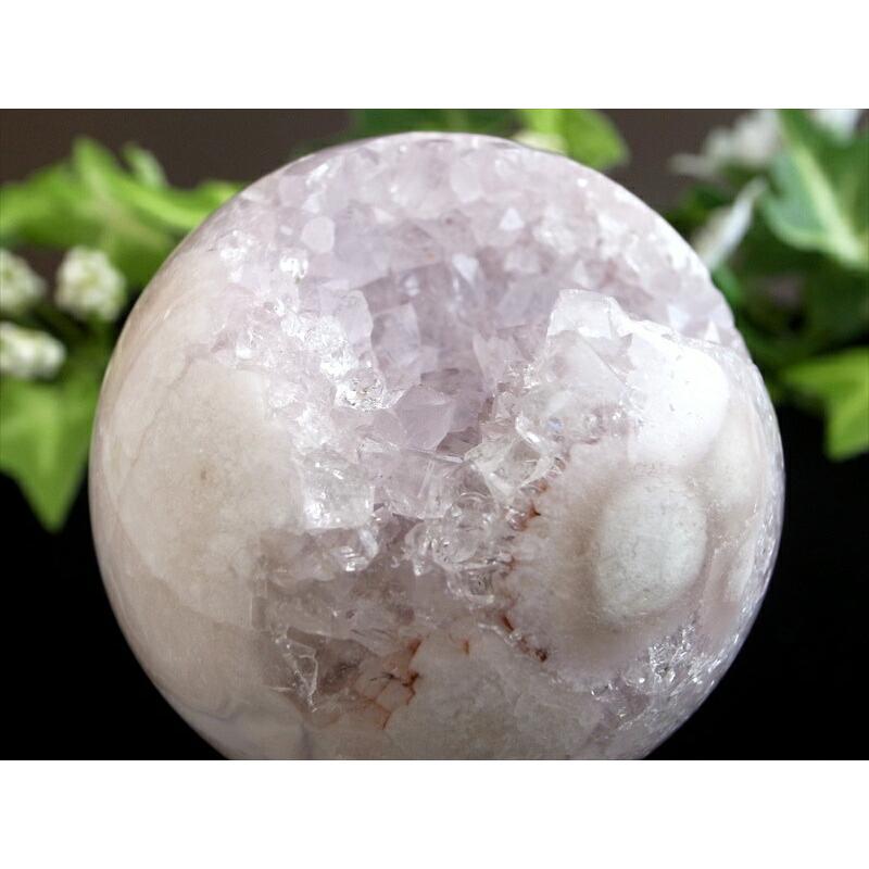 桜を思わせる花模様 笑口 桜瑪瑙 丸玉 置物 台座付 直径53mm 重さ188.6 