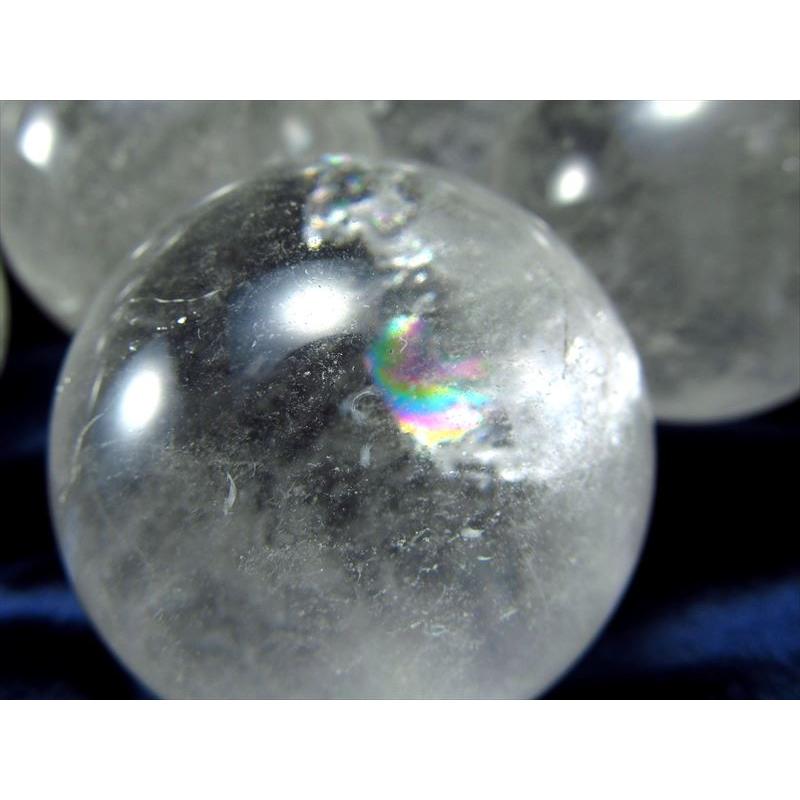 水晶玉Bスフィア宇宙透明感鉱物台付き1個
