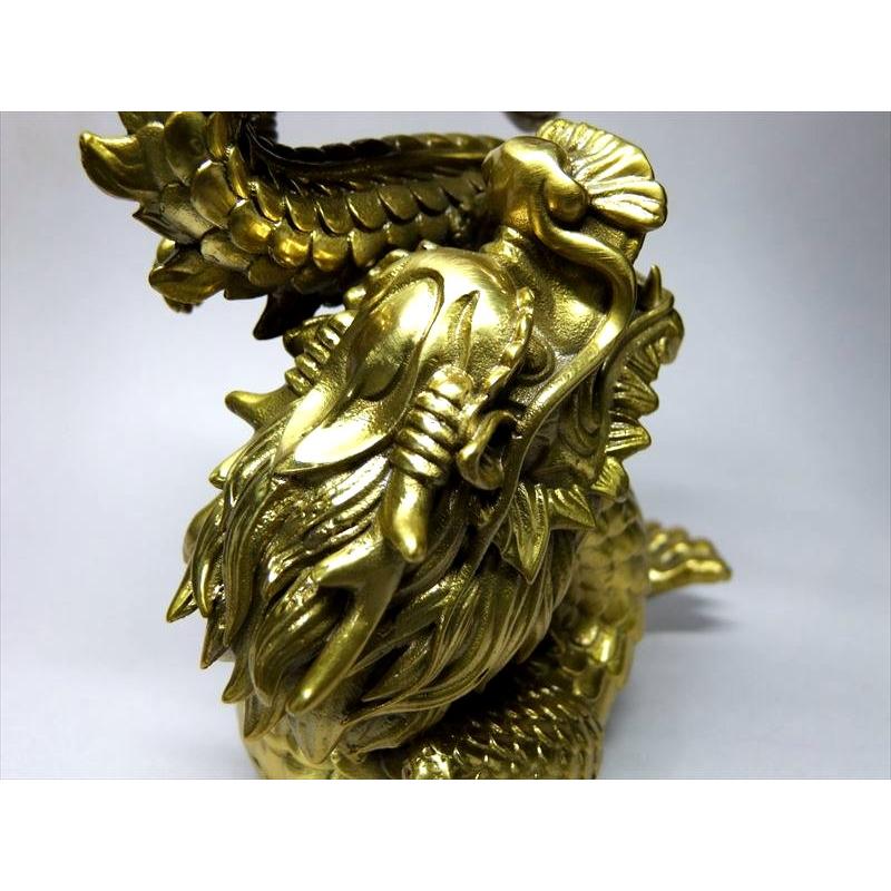 皇帝の象徴の五本爪龍 五本爪 龍神 水晶丸玉付き置物 幅110mm前後 天然