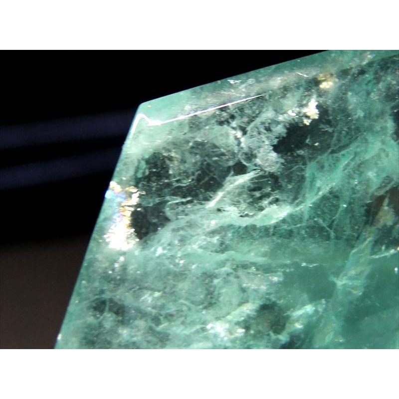 ゴールドカラーの12星座の台座付き 蛍光 エメラルドグリーンフロー