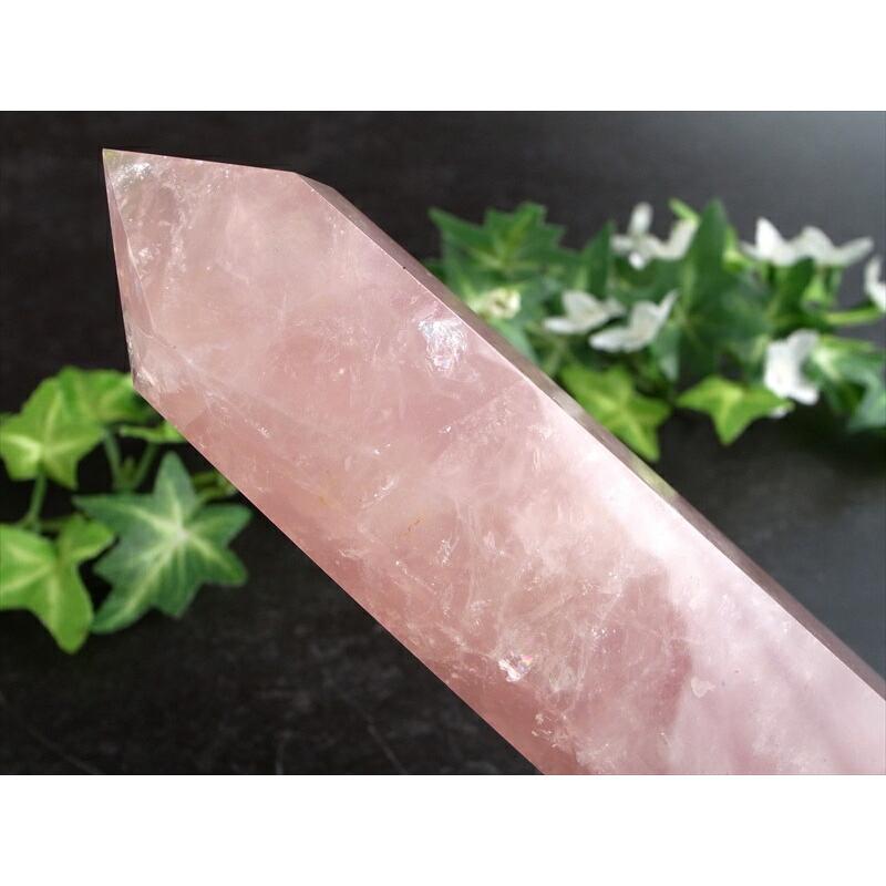 虹入り ディープ ローズクォーツ ポイント 巨大 六角柱 高さ163mm 重さ