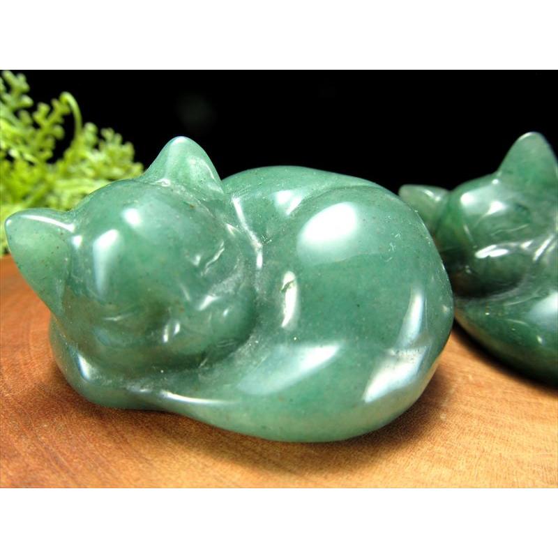 選べる4種 眠り猫 天然石置物 重さ70g-80g前後 癒しの眠り猫 愛おしい