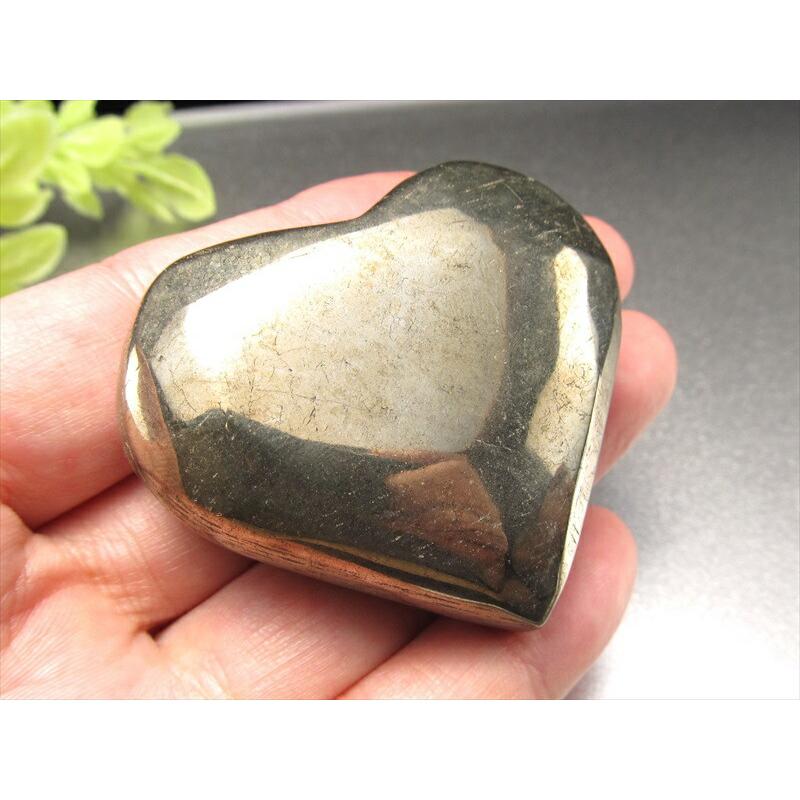 強力な邪気祓いの石 チャルコパイライト ハート型 磨き石タンブル 重さ