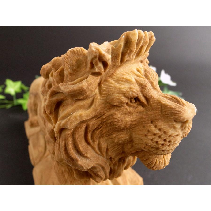 天然石水晶のライオン　置物　彫物NO.072004 店頭展示中 本物の質感 縁起物 ジャスパー ライオン 彫刻置物 最大幅